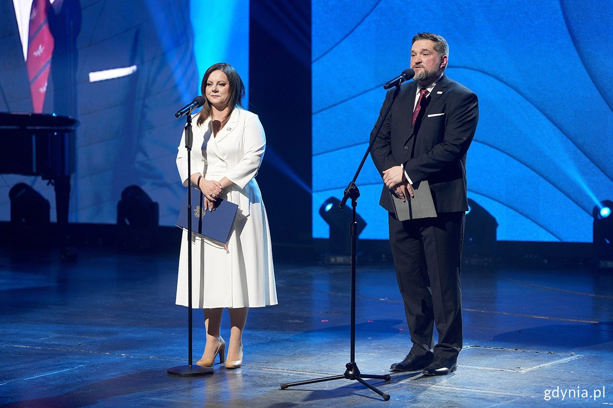 Uroczysta sesja Rady Miasta Gdyni w stulecie miasta