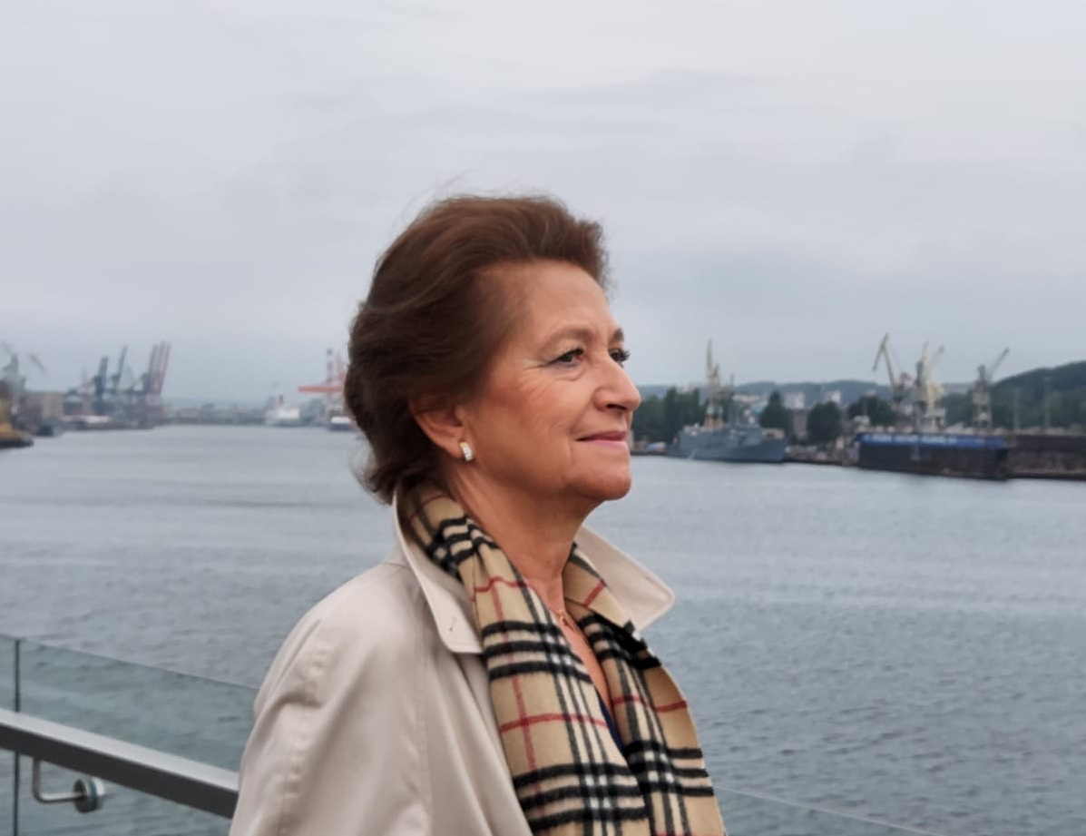 Ulubione miejsce w Gdyni? „Port. To właściwie tam skupia się gdyńska historia.” – rozmowa z Ambasadorką obchodów 100-lecia Gdyni
